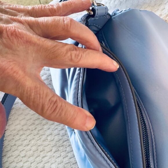 NWOT Tory Burch Britten Puffy Mini Crossbody Pale Iris - AS-IS / READ - Picture 9 of 12